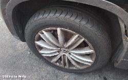 Volkswagen Tiguan 2008–2011 Engine (Stock A1001933)