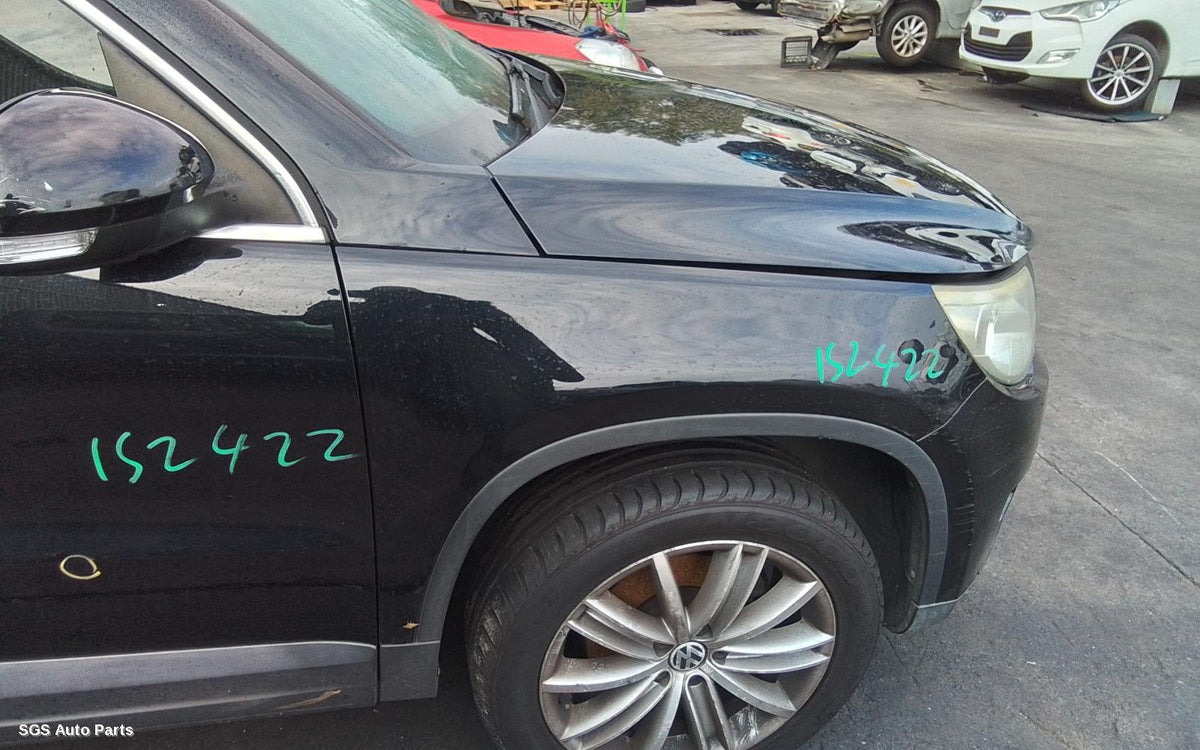 Volkswagen Tiguan 2008–2011 Engine (Stock A1001933)