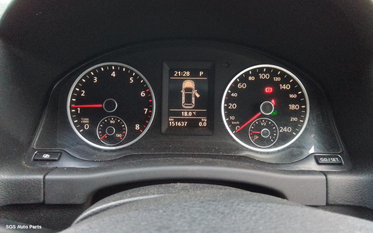 Volkswagen Tiguan 2008–2011 Engine (Stock A1001933)